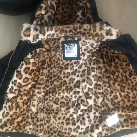 Kenzie Girl Puffer Jacket - Brand NEW - Picture 2 of 4